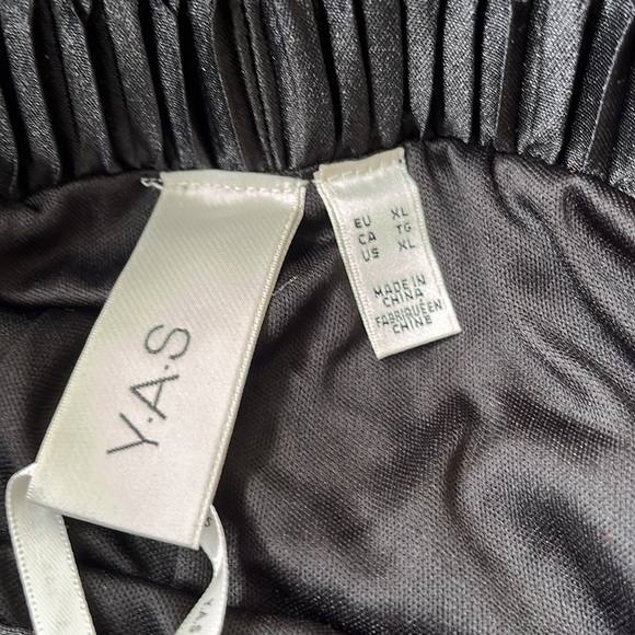 Y.A.S Piana Pleated Check Pants - Picture 5 of 7